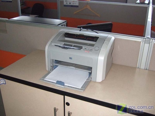 编辑曝光！ZOL办公室放哪些打印设备